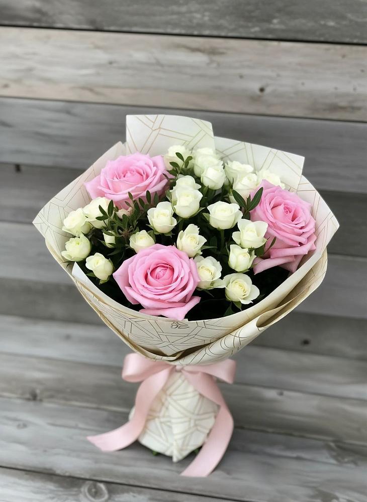 Букет цветов из: Розы в Передовой