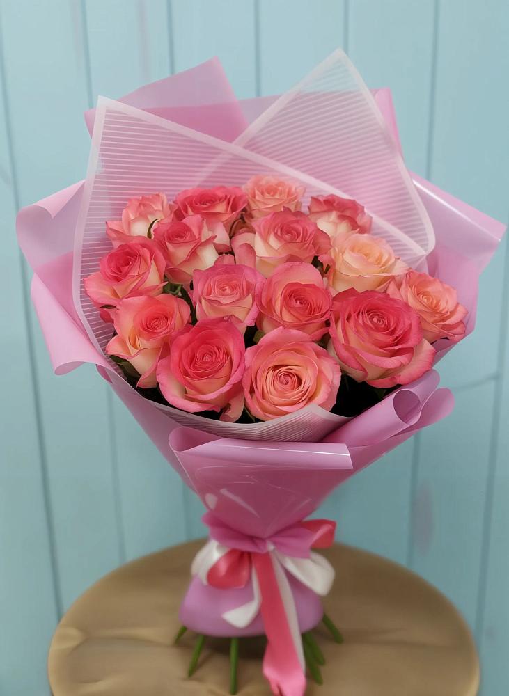 Букет 15 Розовых роз Равель в Передовой