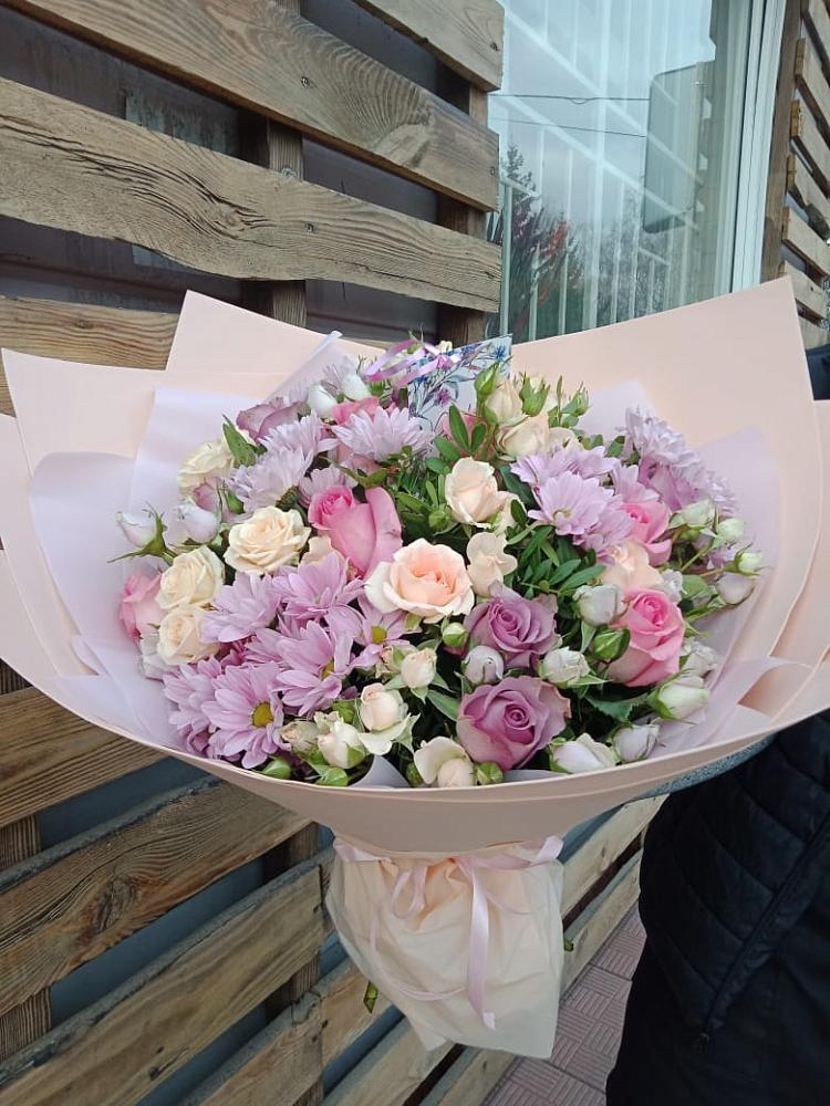 Букет цветов из: Розы и Хризантемы в Передовой