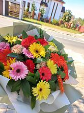 Букет цветов из:  Герберы #REPLACE_PRED# Передовой