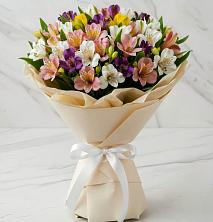 Букет цветов из:  Альстромерии в Передовой