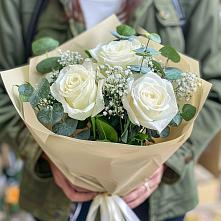 Букет цветов из:  Розы #REPLACE_PRED# Передовой