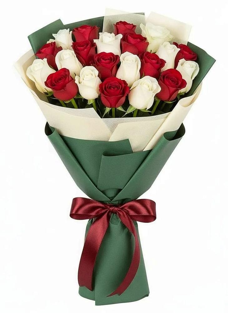 Букет Микс из красных и белых роз в Передовой