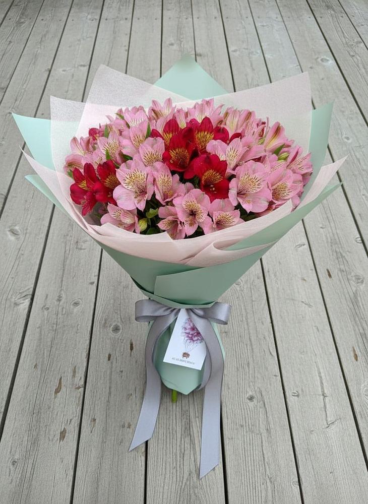 Букет цветов из: Альстромерии в Передовой