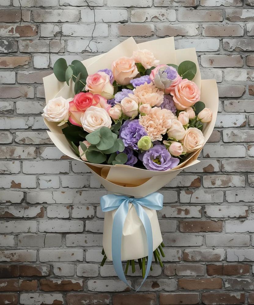 Букет цветов из: Розы, Лизиантусы и Гвоздики в Передовой