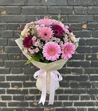 Букет цветов из:  Герберы и Хризантемы в Передовой