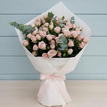 Букет цветов из:  Розы #REPLACE_PRED# Передовой