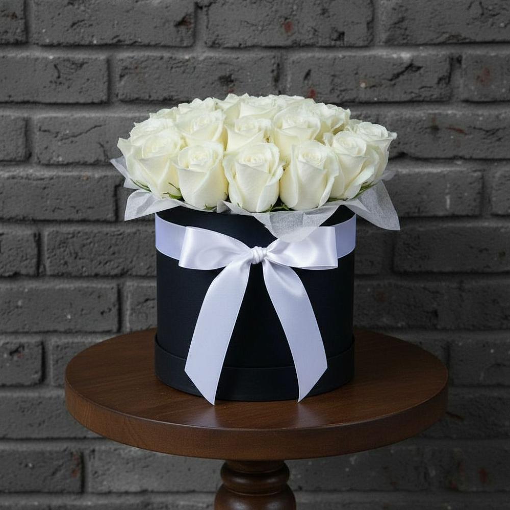 Цветочная композиция из Розы в шляпной коробке в Передовой