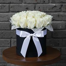 Цветочная композиция из Розы в шляпной коробке в Передовой