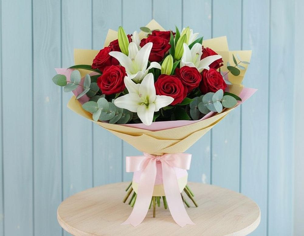 Букет цветов из: Лилии и Розы в Передовой
